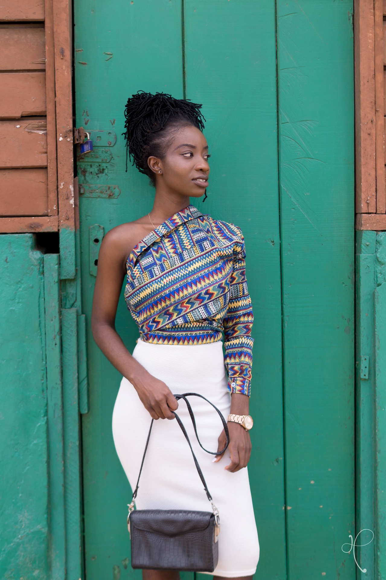 Osaah-Color Shirt-One shoulder shirt-Style blog 9