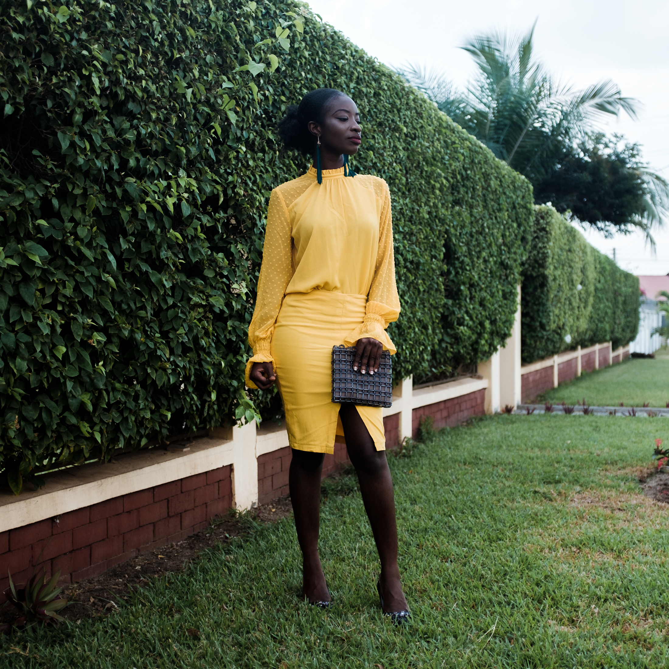 Osaah-Merry Christmas-Yellow Top-Yellow Skirt-Fringe-Style-Blogger 4