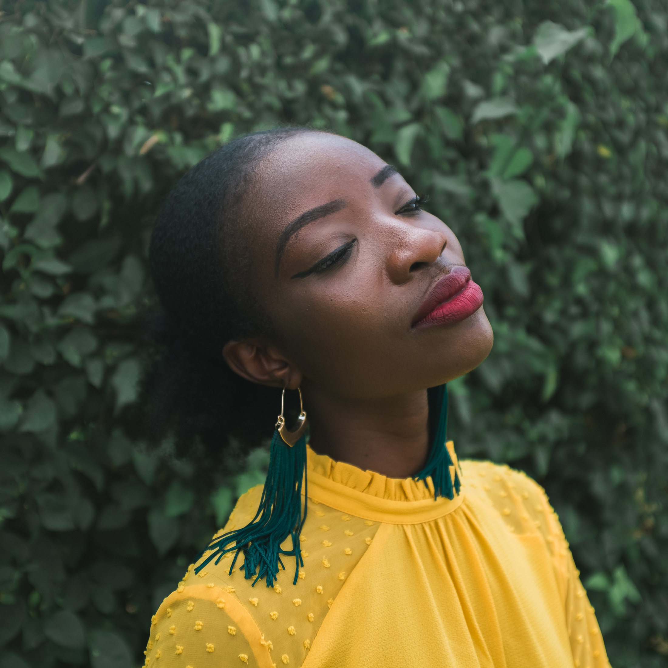 Osaah-Merry Christmas-Yellow Top-Yellow Skirt-Fringe-Style-Blogger 5